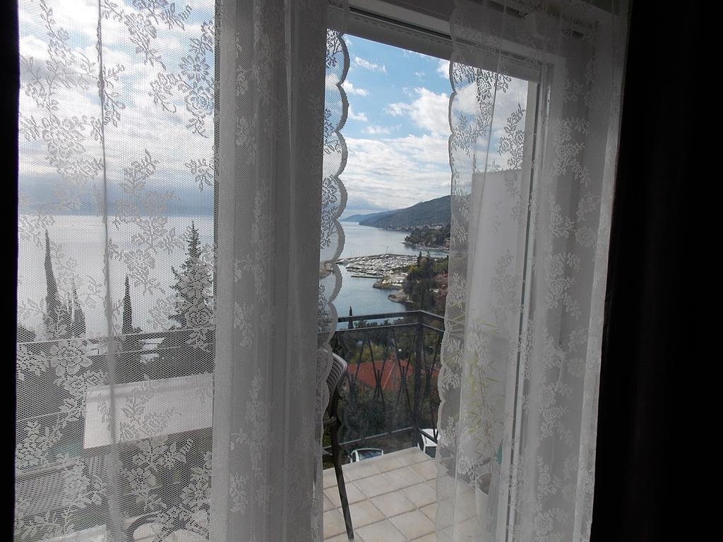 Apartment Ellalinda Opatija Luaran gambar
